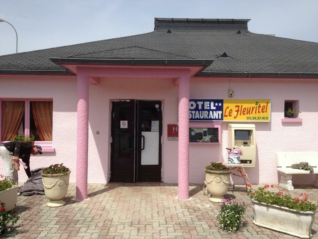 Hotel Fleuritel Charleville-Mezieres Exterior photo